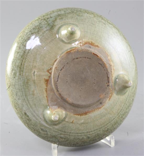 A Chinese Longquan celadon censer, Ming dynasty, 15th / 16th century, diameter 18cm